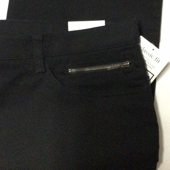 Haggar Classic Fit Sits at Waist Hidden Elastic Waistband Black Jeans Sz 18 NEW - Picture 5 of 5